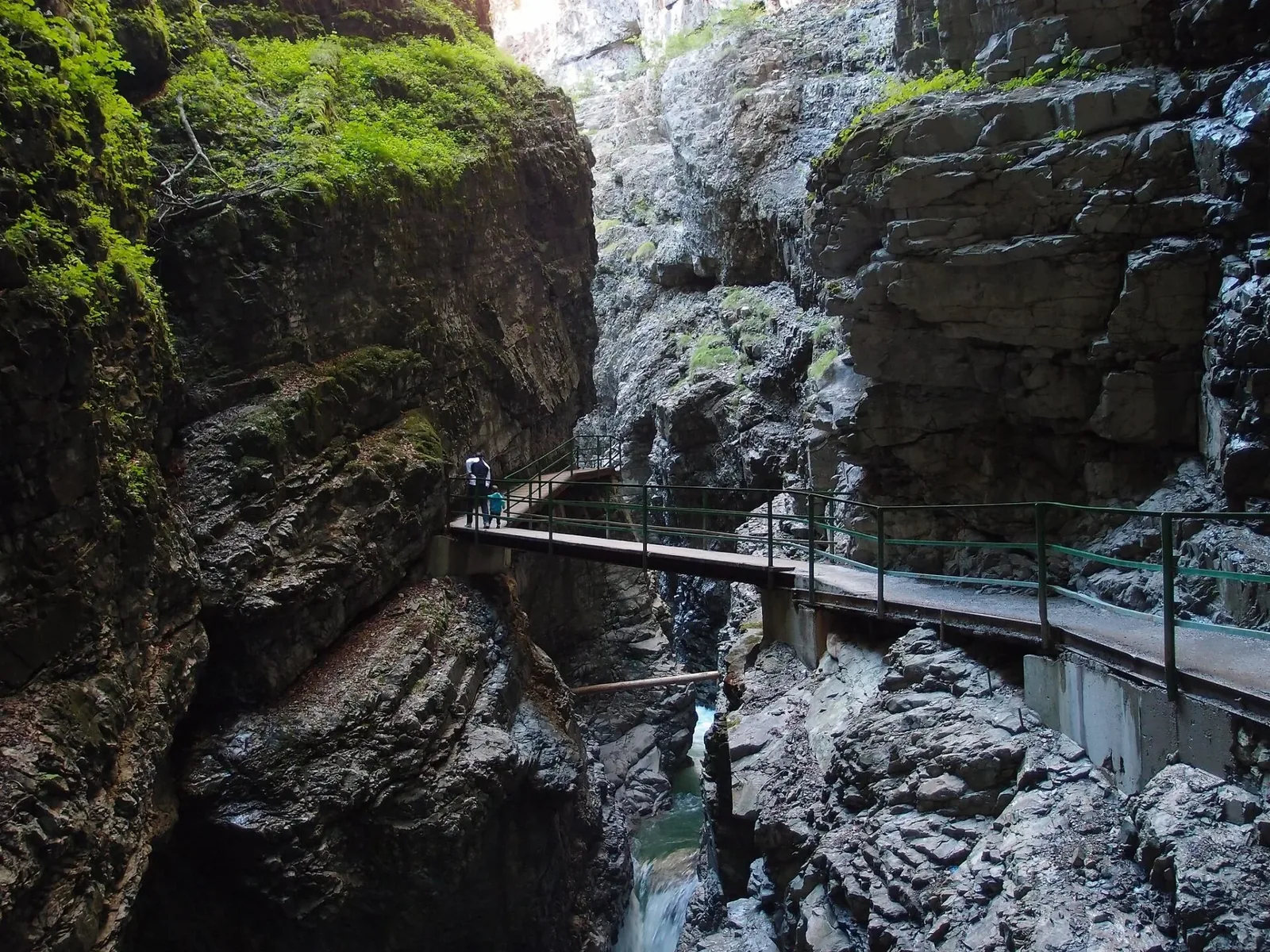 Ausfluege im Oberallgaeu mit-Kinderwagen in die Breitachklamm.