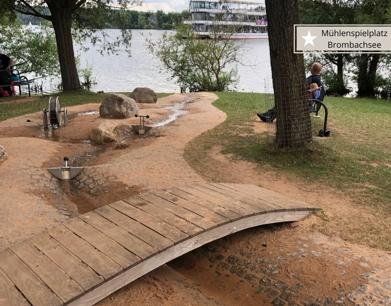 Die Top Spielplätze am Brombachsee - Der Mühlenspielplatz am Strandbad Enderndorf mit Wasserspielplatz