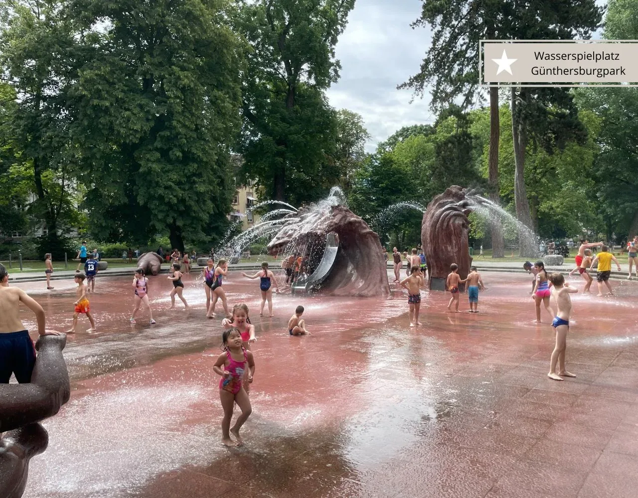Top Spielplätze in Frankfurt - Wasserspielplatz Günthersburgpark