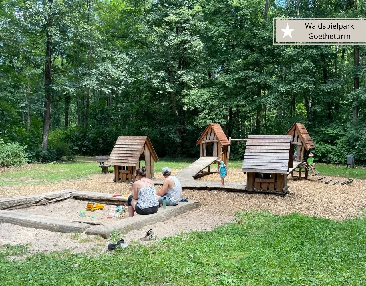 beste Spielplätze in Frankfurt-Oberrad - Waldspielplatz Goetheturm für Kleinkinder
