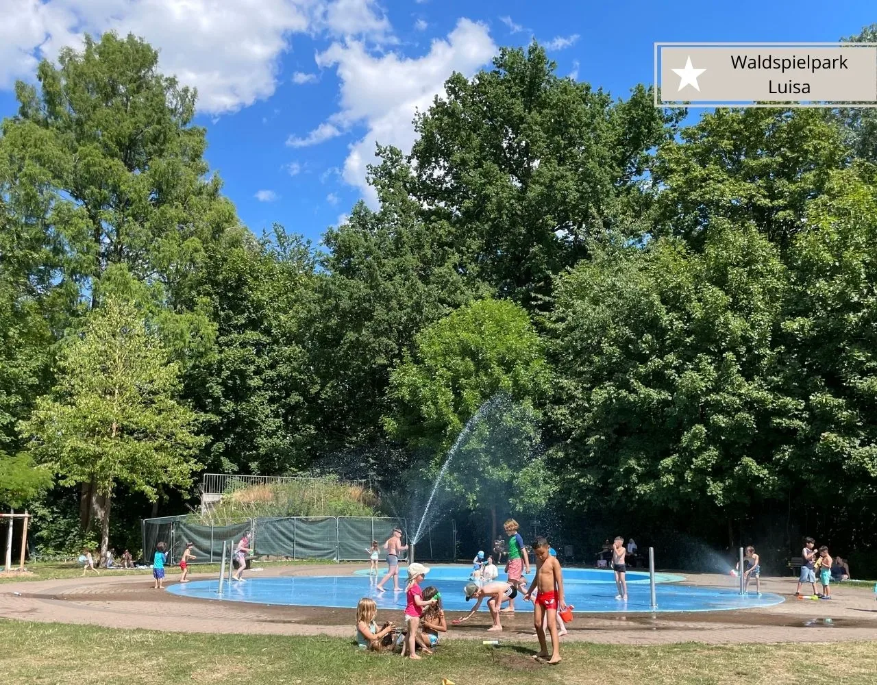 beste Spielplätze in Frankfurt - Spielplatz Luisapark mit Wasserspielplatz