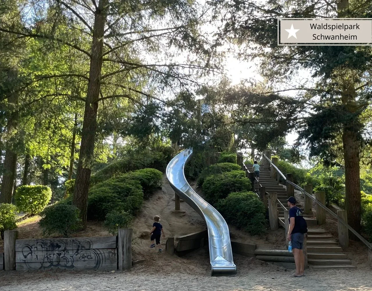 beste Spielplätze in Frankfurt - Waldspielplatz Wasserspielplatz Schwanheim