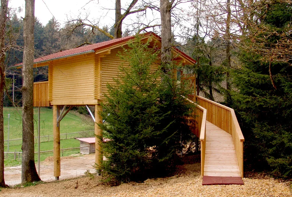 Baumhäuser in Bayern - Erlebnispark Voglsam Heidi mit Kinderwagen