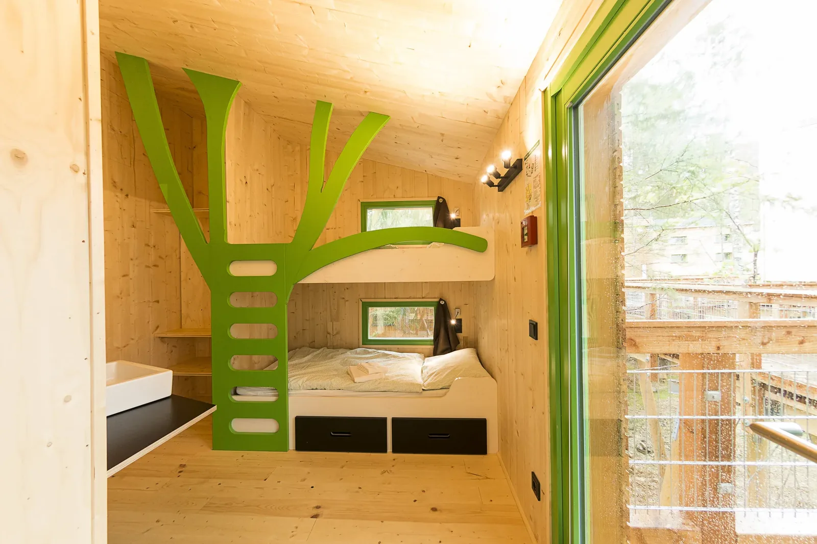 Übernachten im Baumhaus im Naturerlebnispark Panarbora - Innen