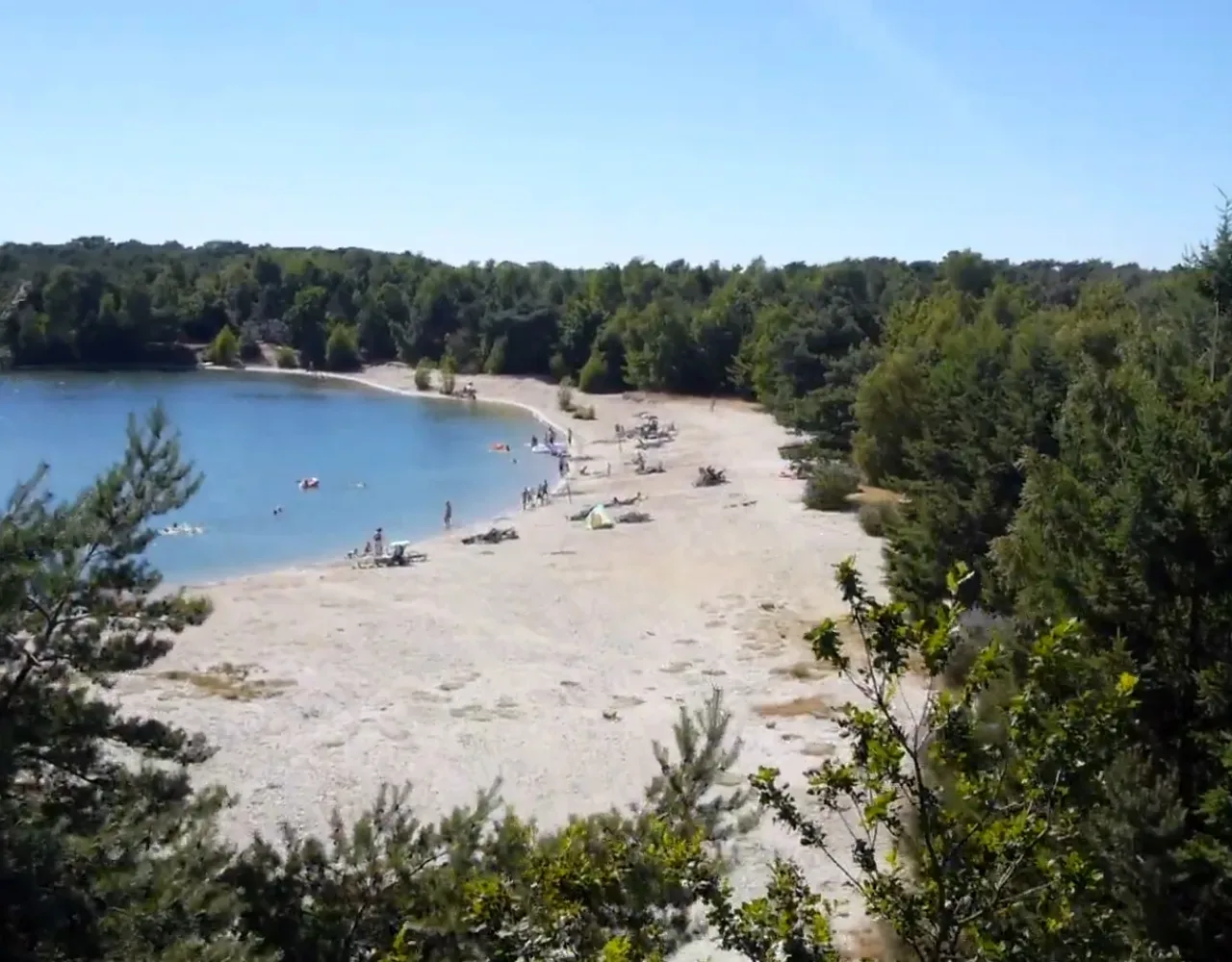 Center Parcs De Vossemeren Badestrand