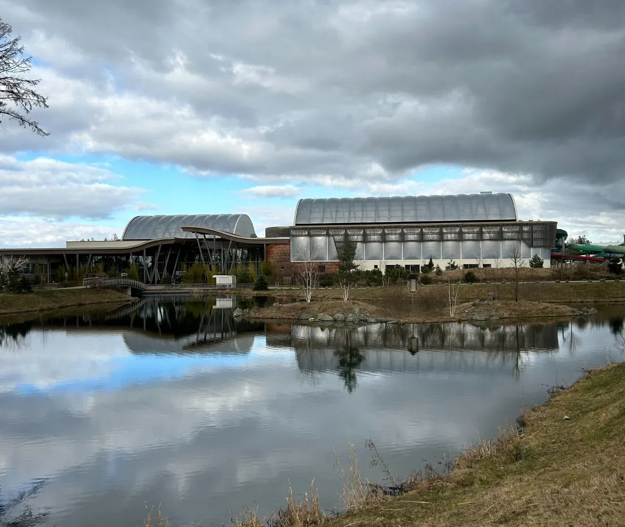 Center Parcs Park Allgäu bei Leutkirch – Blick über die Ferienhausanlage