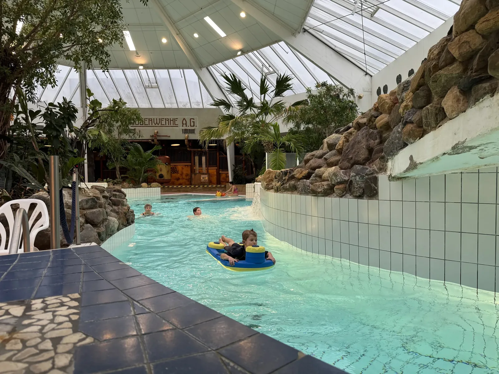 Blick über das Aqua Mundo im Center Parcs Eifel