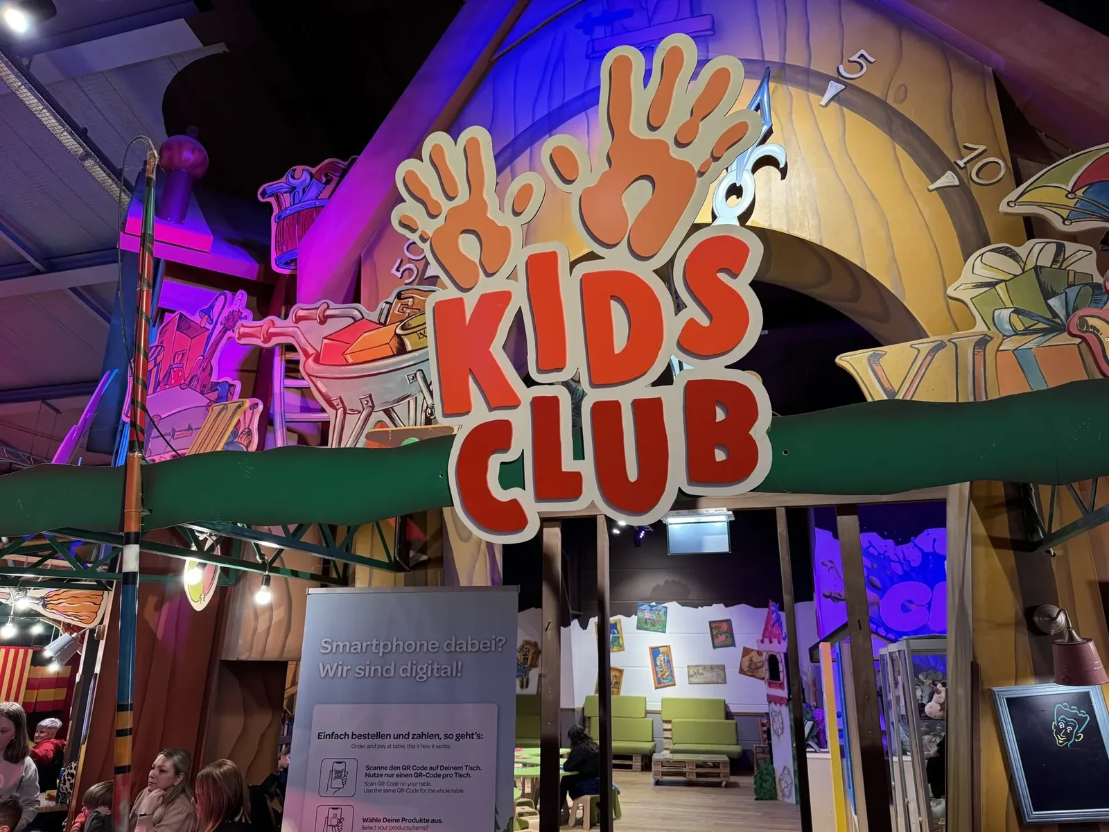Eingang zum Kids Club in der BALUBA des Center Parcs Eifel