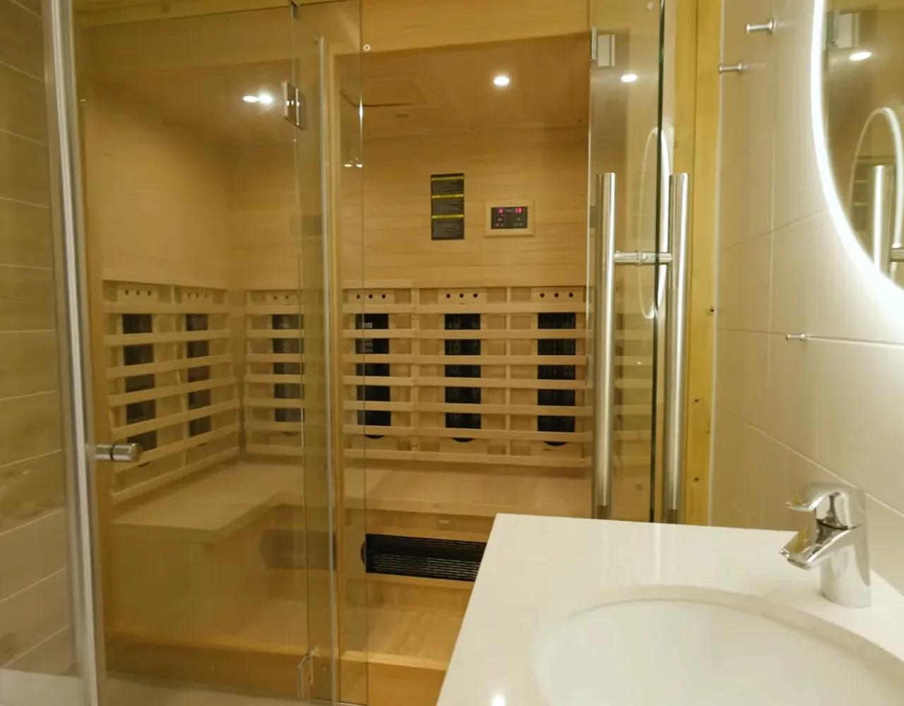 VIP Ferienhaus Center Parcs De Huttenheugte mit Sauna