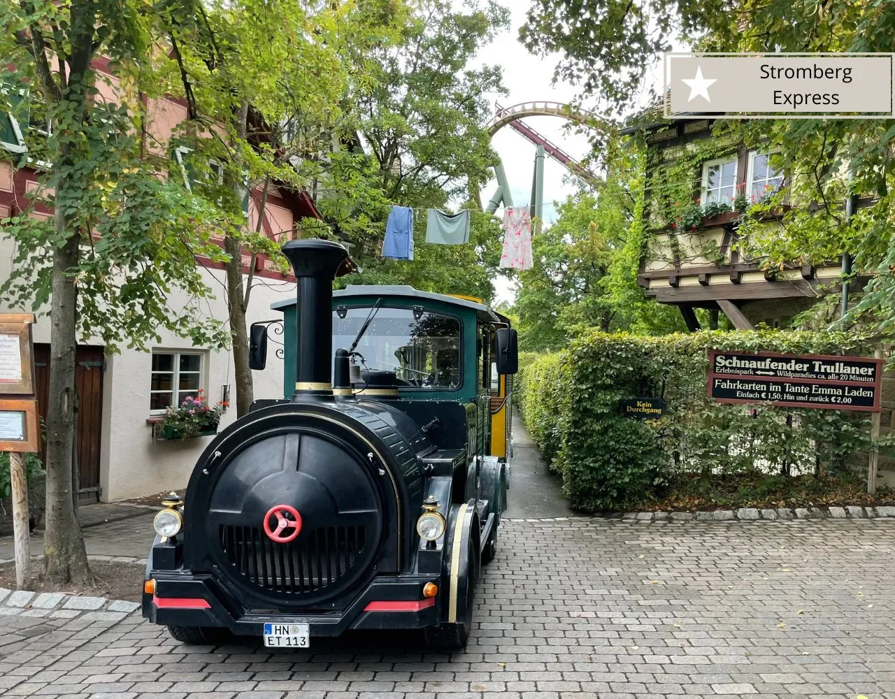 Der Stromberg-Express fährt zwischen Wildpark und Freizeitpark Tripsdrill