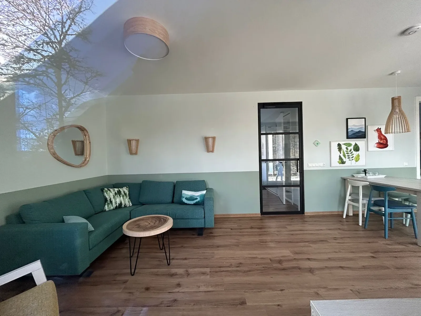 Wohnzimmer eines Premium-Ferienhauses im Center Parcs Eifel
