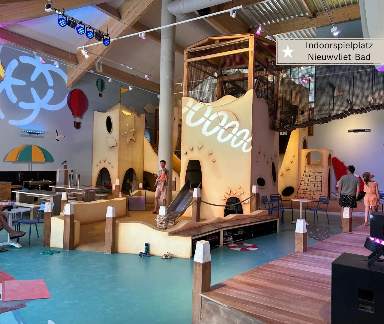 der beste Ferienpark in Holland am Meer - Nieuwvliet-Bad mit Indoor Spielplatz