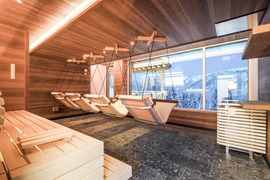 Die besten 15 Wellnesshotels mit Kindern in Deutschland 11 Wellnesshotel mit Kindern Allgäuer Berghof Ruheraum für Eltern