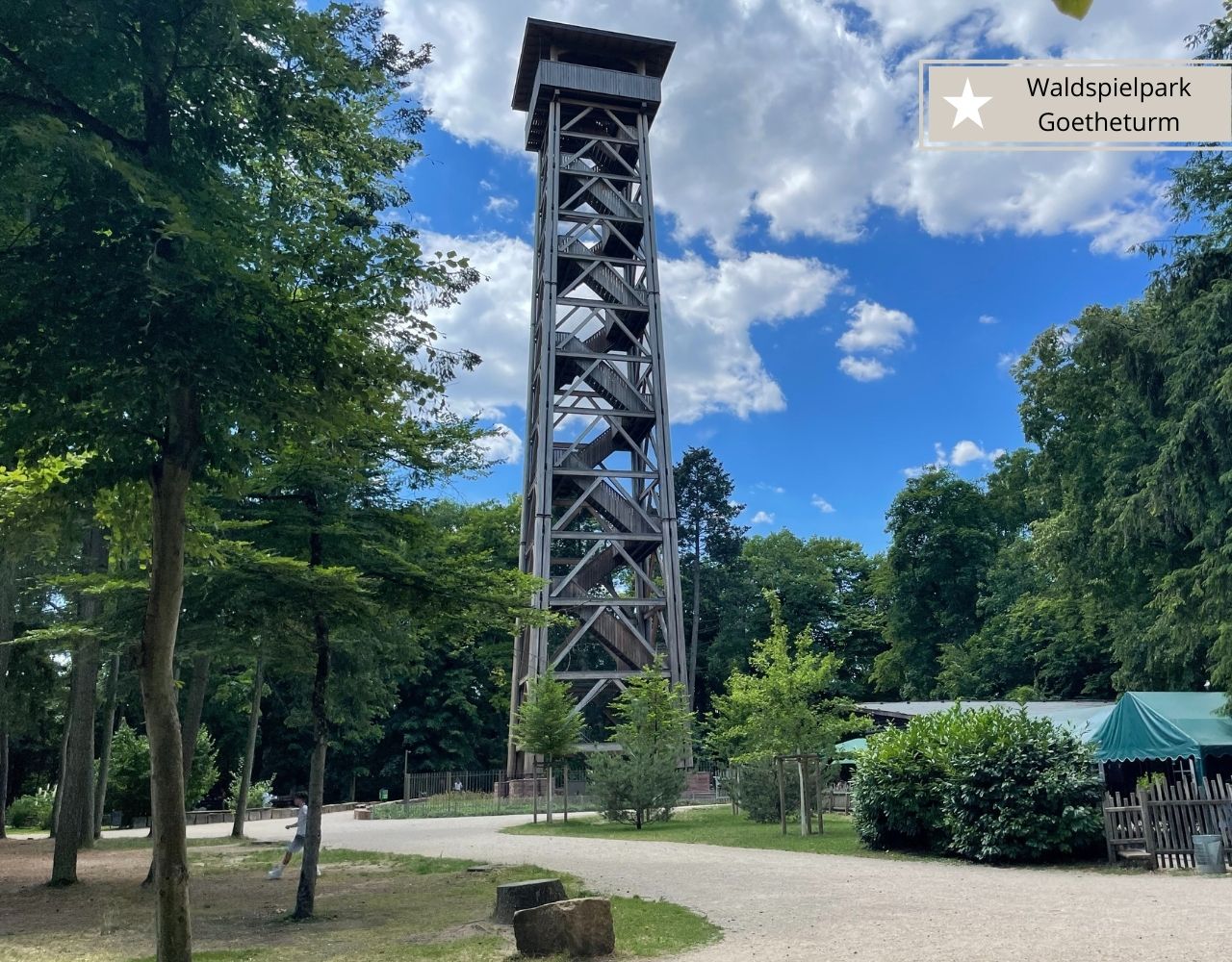 beste Spielplätze in Frankfurt-Oberrad - Waldspielplatz Goetheturm mit Aussichtsturm