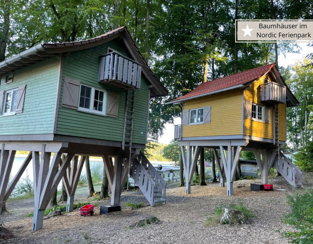 Ferienparks im Sauerland - die Baumhäuser am Sorpesee im Nordic Ferienpark