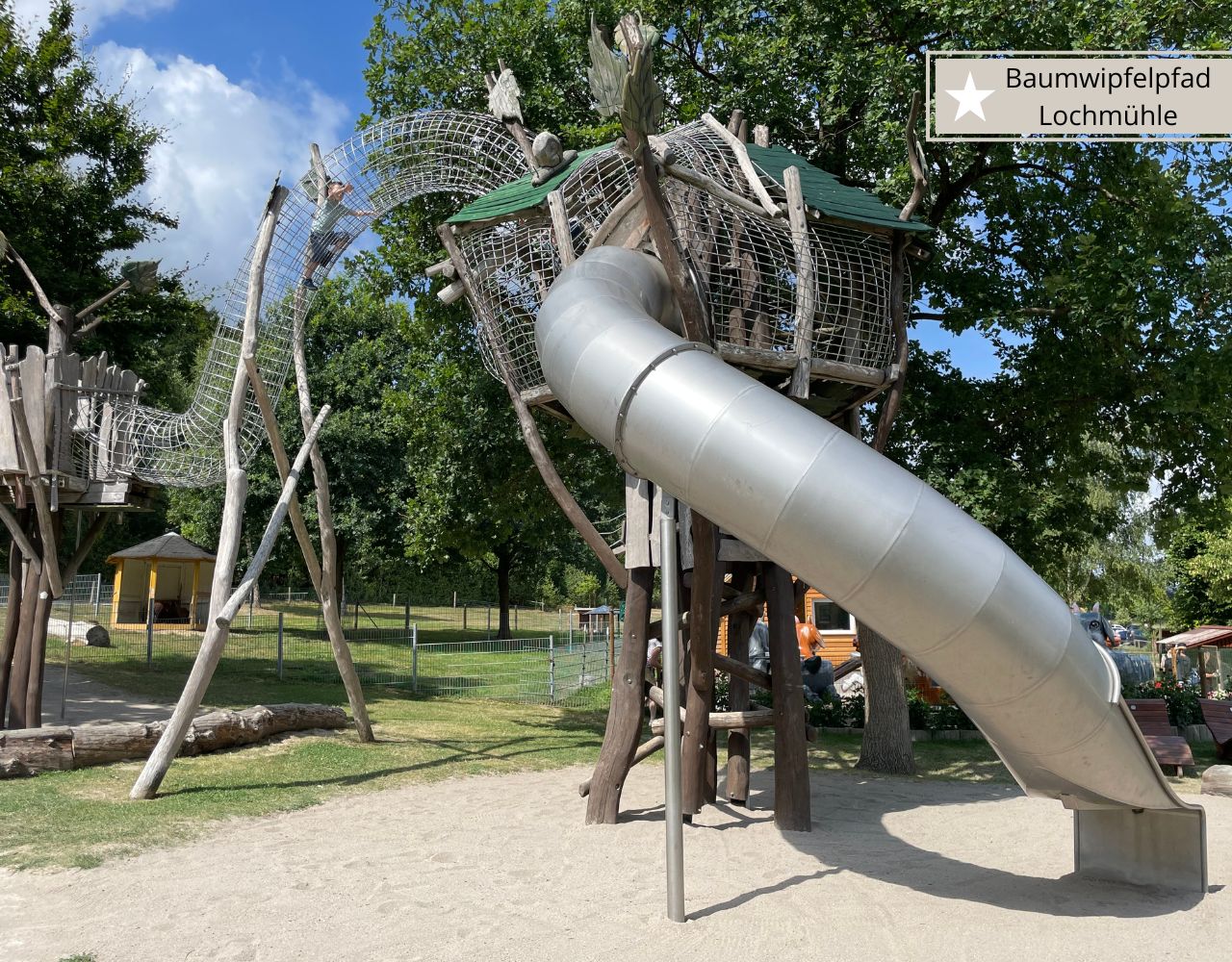 Freizeitpark Lochmühle - der Baumwipfelpfad eine Challenge für 4-Jährige