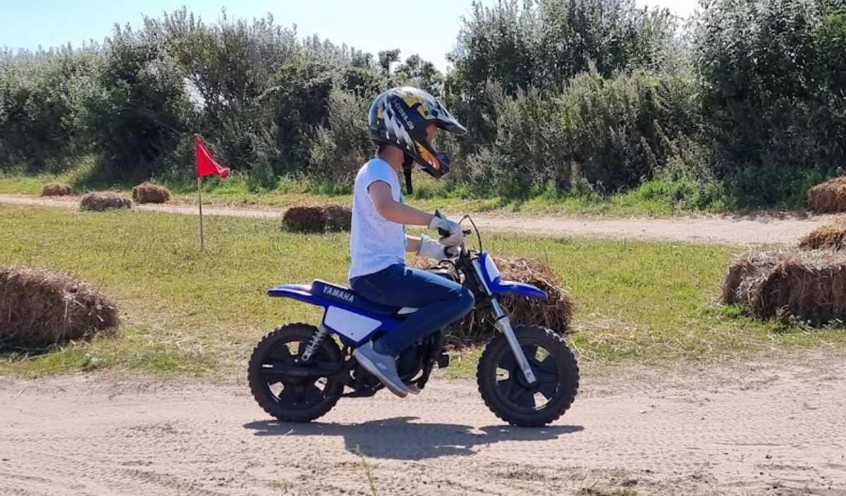 Ausflugsziel auf Sylt mit Kindern . Motocross fahren