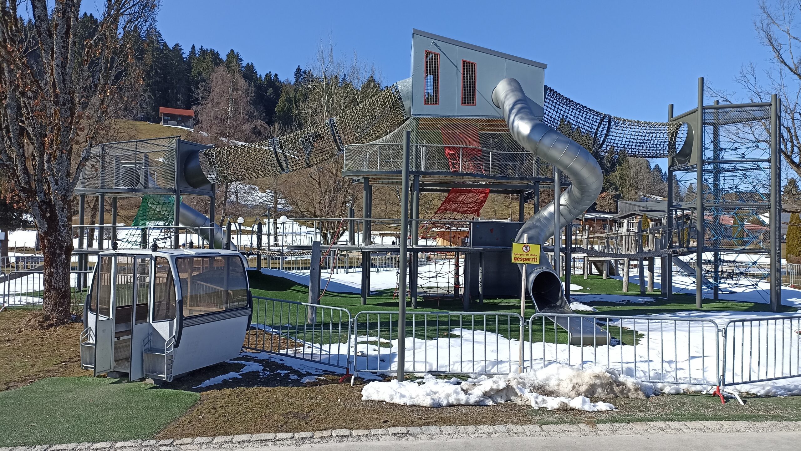 Kurpark_grosser_Spielplatz in Oberstaufen