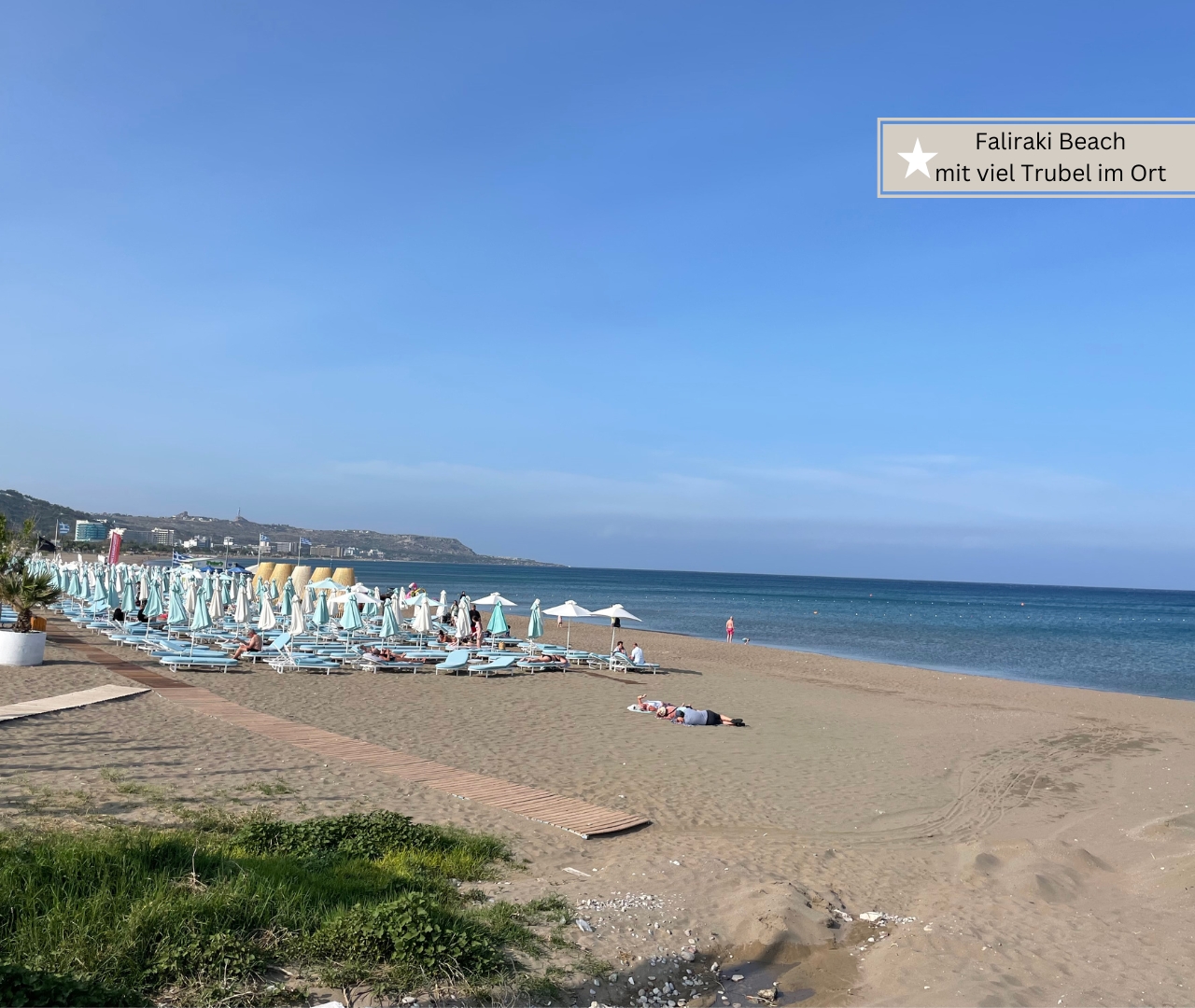 Der schoenste Strand auf Rhodos fuer Familien Faliraki Beach mit Partymeile und Wasserpark