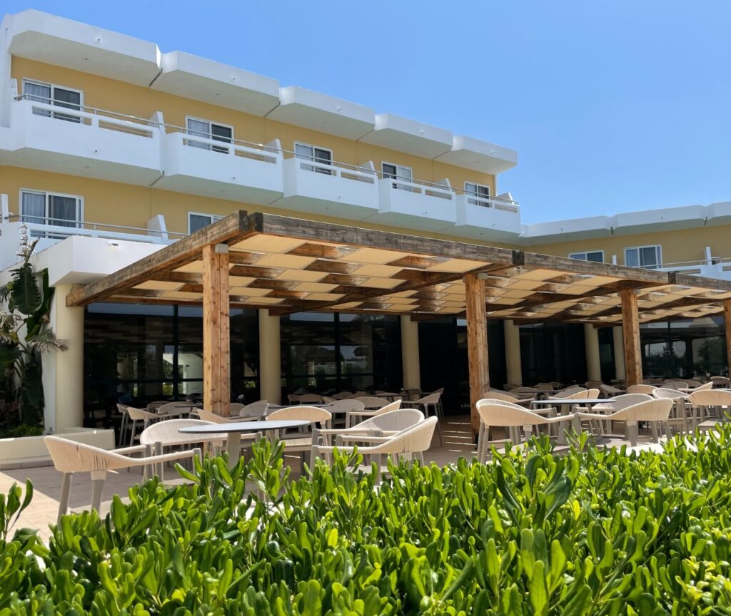 Tui Kids Club Alex beach Hotel auf Rhodos mit Zimmer im Hauptgebäude