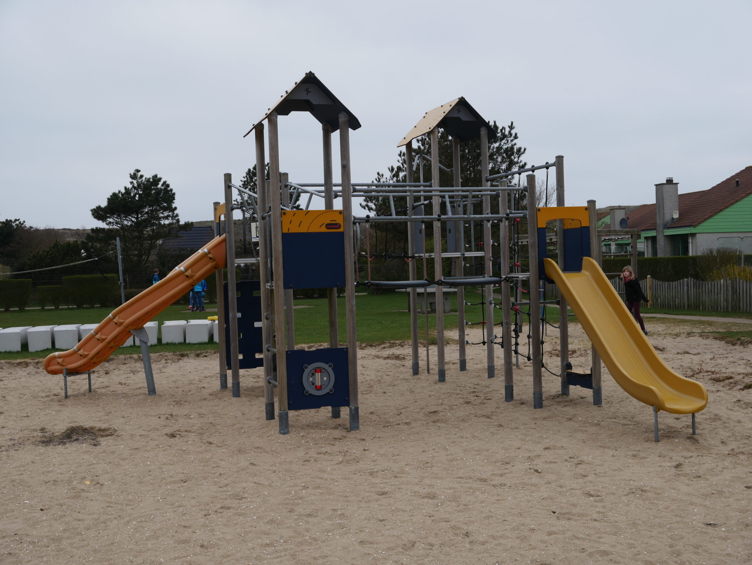 Ferienpark Strandslag – Günstiger Familienurlaub in Holland am Meer (3)